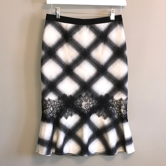 BCBG Skirt - Picture 4 of 8